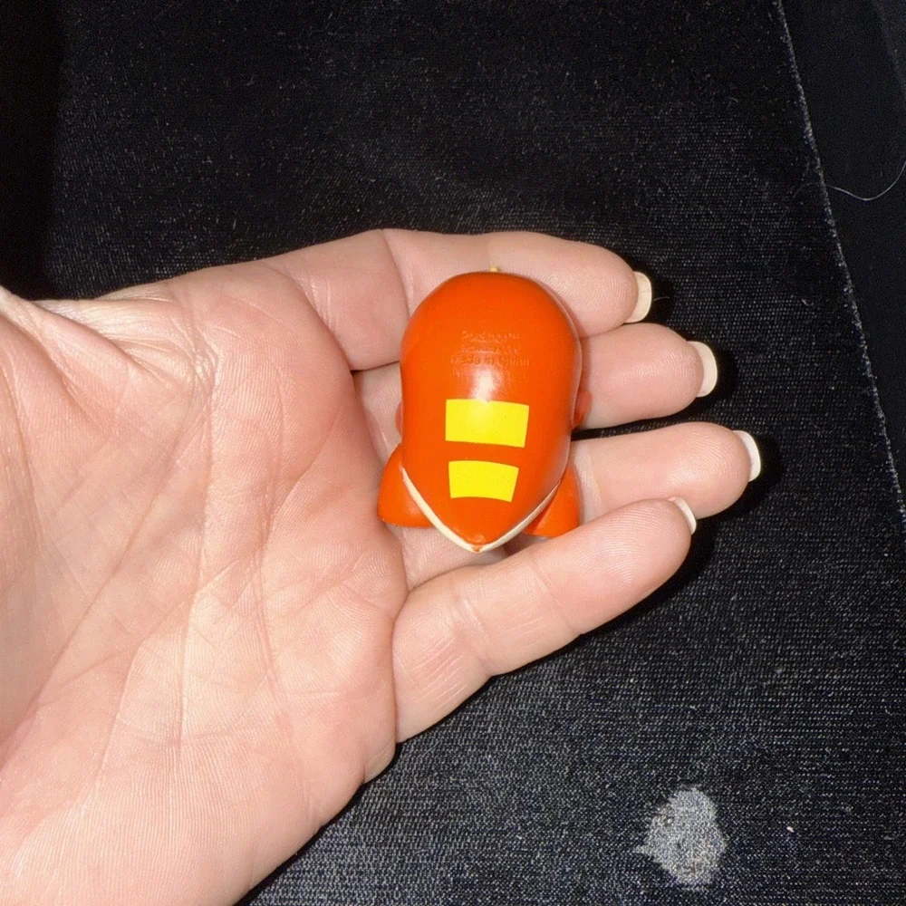 Small‎ Pokemon Hogeta. 3869